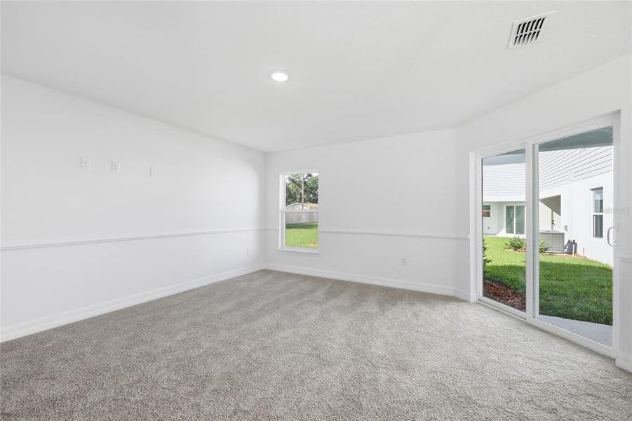 Spacious, unfurnished interior of a new home in , Lakeland (Image 28).