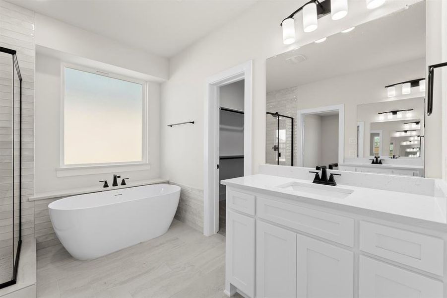 21. 6225 Mulberry - Bath (3)