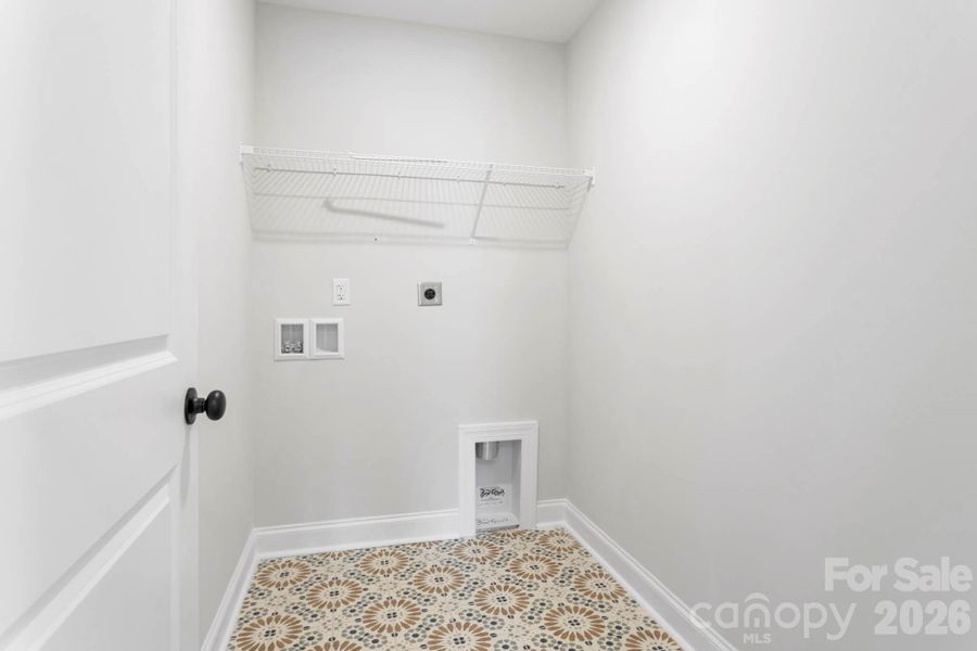 Spacious, unfurnished interior of a new home in , Lincolnton (Image 17).