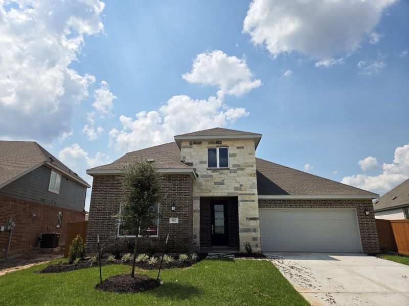 Pictures are representative of same floor plan - not the actual home Pictures are representative of same floor plan - not the actual home