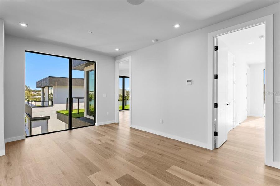 Spacious, unfurnished interior of a new home in , Indian Rocks Beach (Image 40).
