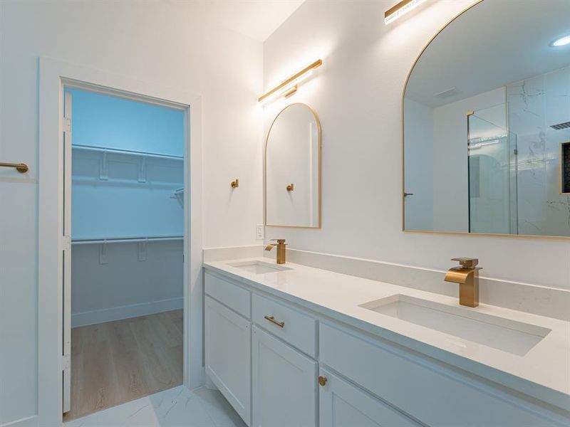 Furnished interior view inside a new home in , Dallas (Image 11).