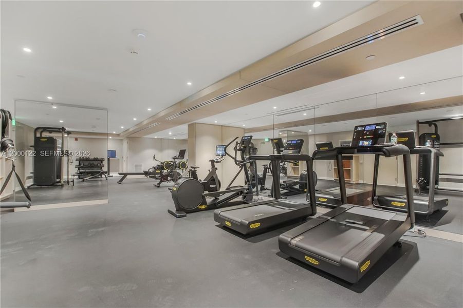 Community amenities in , Miami Beach (Image 73).