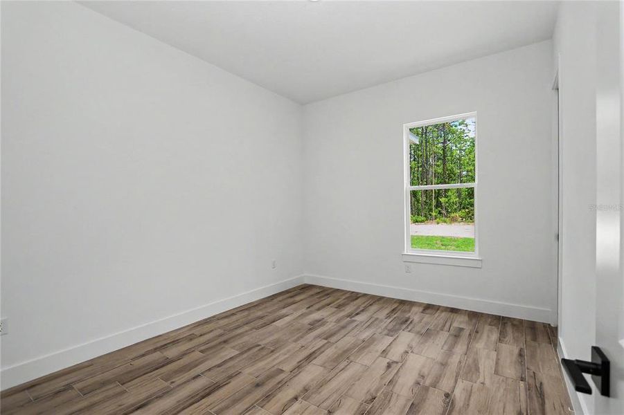 Spacious, unfurnished interior of a new home in , Ocala (Image 18).
