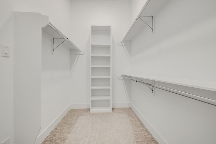 * Est Comp 6/30/26 * * PHOTO OF MODEL HOME * SELECTIONS MAY VARY * PHOTOS MAY SHOW A SIMILAR FLOOR PLAN AND/OR UPGRADED/ALTERNATIVE FINISHES * Please use these photos as a guide ONLY *