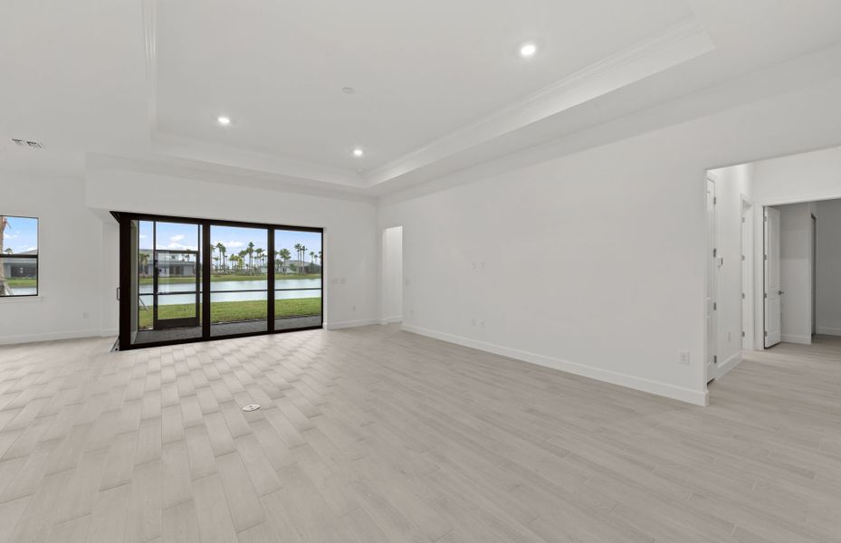 Spacious, unfurnished interior of a new home in Del Webb Catalina, Lakewood Ranch (Image 22).