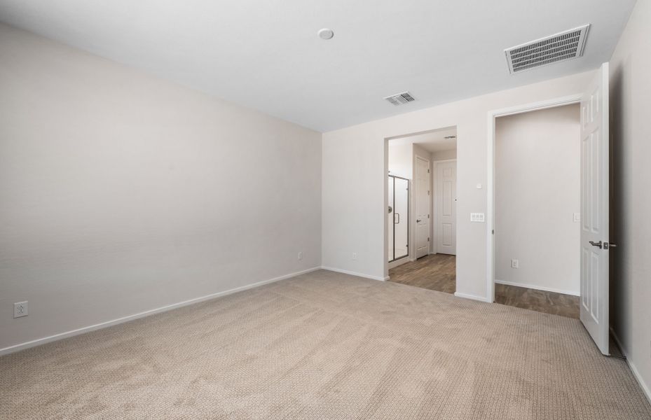 Spacious, unfurnished interior of a new home in Sun City Anthem at Merrill Ranch, Florence (Image 20). Spacious, unfurnished interior of a new home in Sun City Anthem at Merrill Ranch, Florence (Image 20).