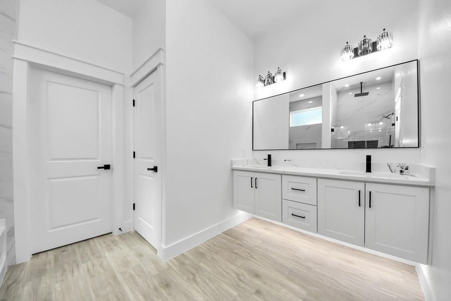 Principal Bathroom