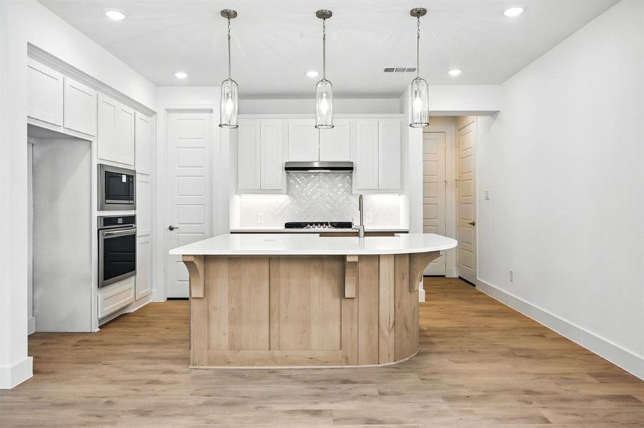 Furnished interior view inside a new home in Pecan Square: 40ft. lots, Northlake (Image 8). Furnished interior view inside a new home in Pecan Square: 40ft. lots, Northlake (Image 8).
