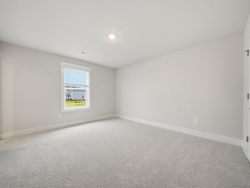 Spacious, unfurnished interior of a new home in Crossing at Abner Creek, Greer (Image 19). Spacious, unfurnished interior of a new home in Crossing at Abner Creek, Greer (Image 19).