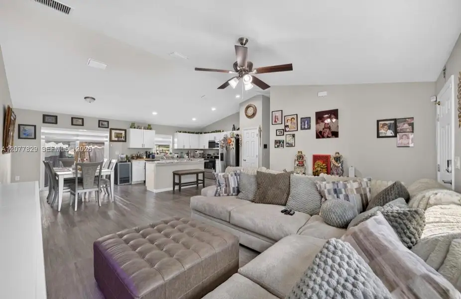 Furnished interior view inside a new home in , Citrus Springs (Image 11).