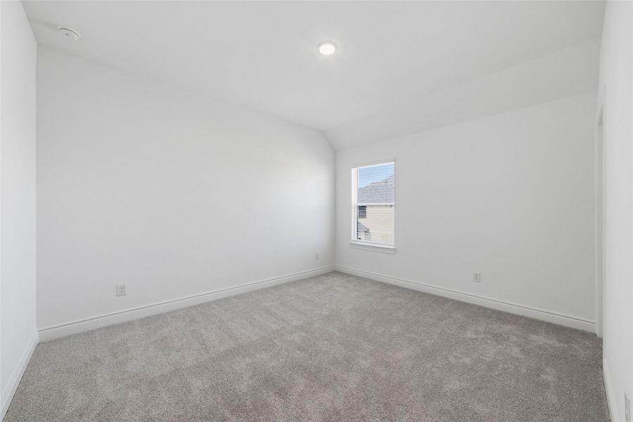 Spacious, unfurnished interior of a new home in Katy Court, Katy (Image 27).