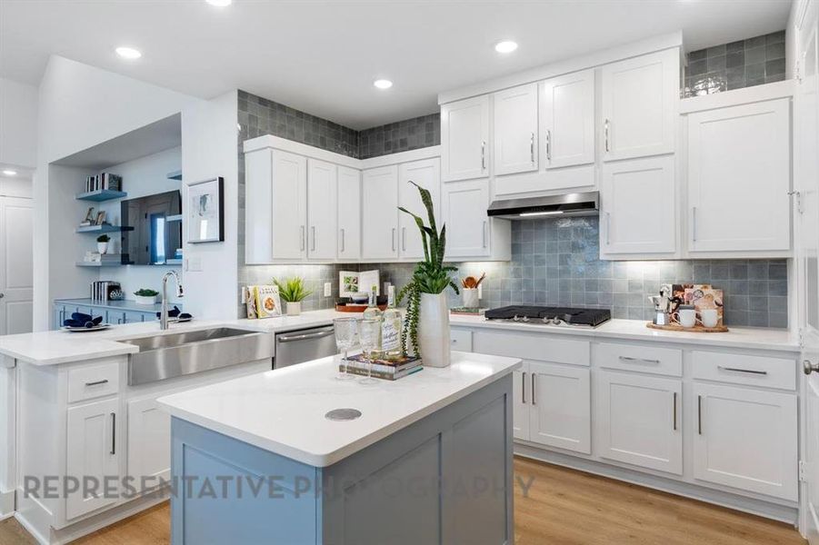 Furnished interior view inside a new home in Heritage Ranch, Sherman (Image 10).