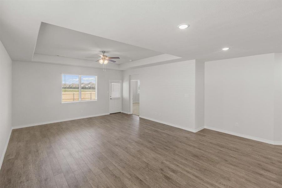 Spacious, unfurnished interior of a new home in Retreat at Fossil Creek, Fort Worth (Image 9). Spacious, unfurnished interior of a new home in Retreat at Fossil Creek, Fort Worth (Image 9).