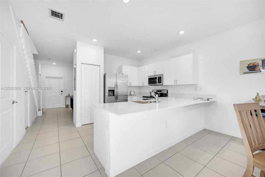 Furnished interior view inside a new home in , Homestead (Image 38).