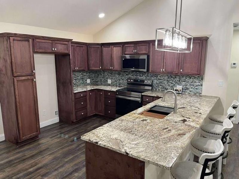 Furnished interior view inside a new home in , Lavonia (Image 5).