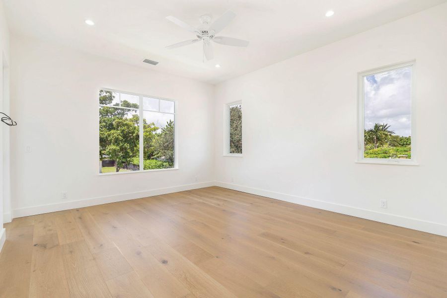 Furnished interior view inside a new home in , West Palm Beach (Image 25). Furnished interior view inside a new home in , West Palm Beach (Image 25).