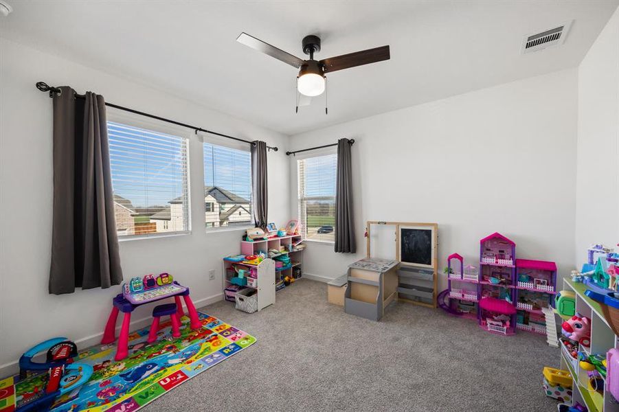Furnished interior view inside a new home in Rolling Ridge, Van Alstyne (Image 18).