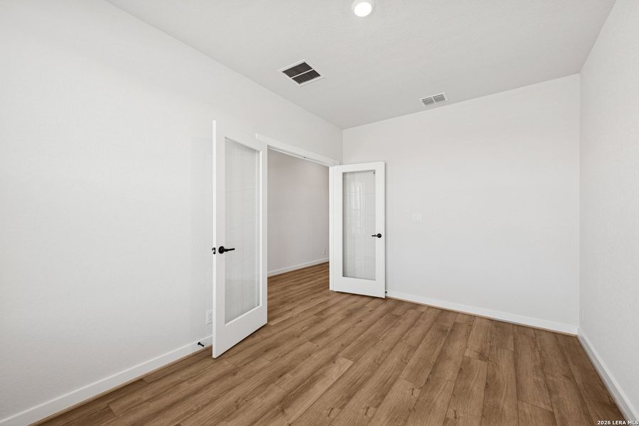 Spacious, unfurnished interior of a new home in Mayfair - Select Classic Series, New Braunfels (Image 7).
