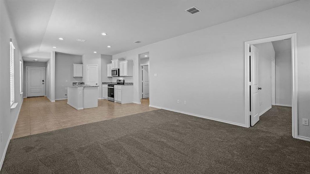 Spacious, unfurnished interior of a new home in Springhill South, Boyd (Image 22). Spacious, unfurnished interior of a new home in Springhill South, Boyd (Image 22).