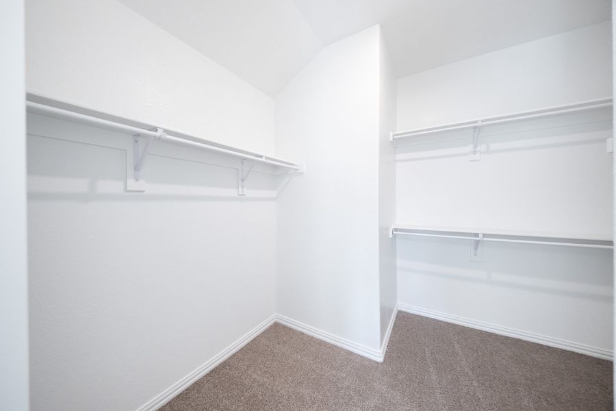 Spacious, unfurnished interior of a new home in Whitewing Trails, Princeton (Image 17). Spacious, unfurnished interior of a new home in Whitewing Trails, Princeton (Image 17).