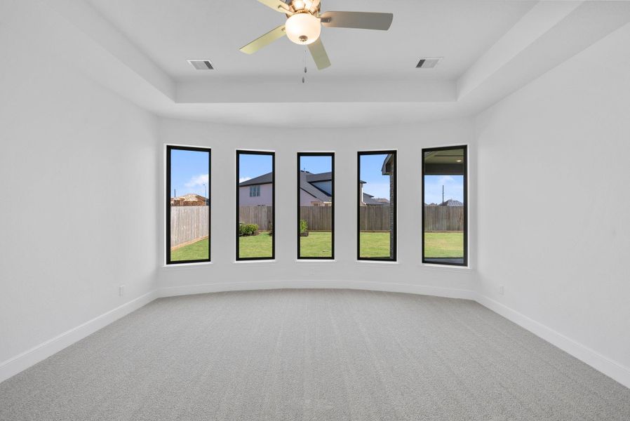 Spacious, unfurnished interior of a new home in Harvest Green, Richmond (Image 27).