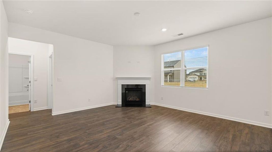 Spacious, unfurnished interior of a new home in Champion's Run, Lithonia (Image 22).