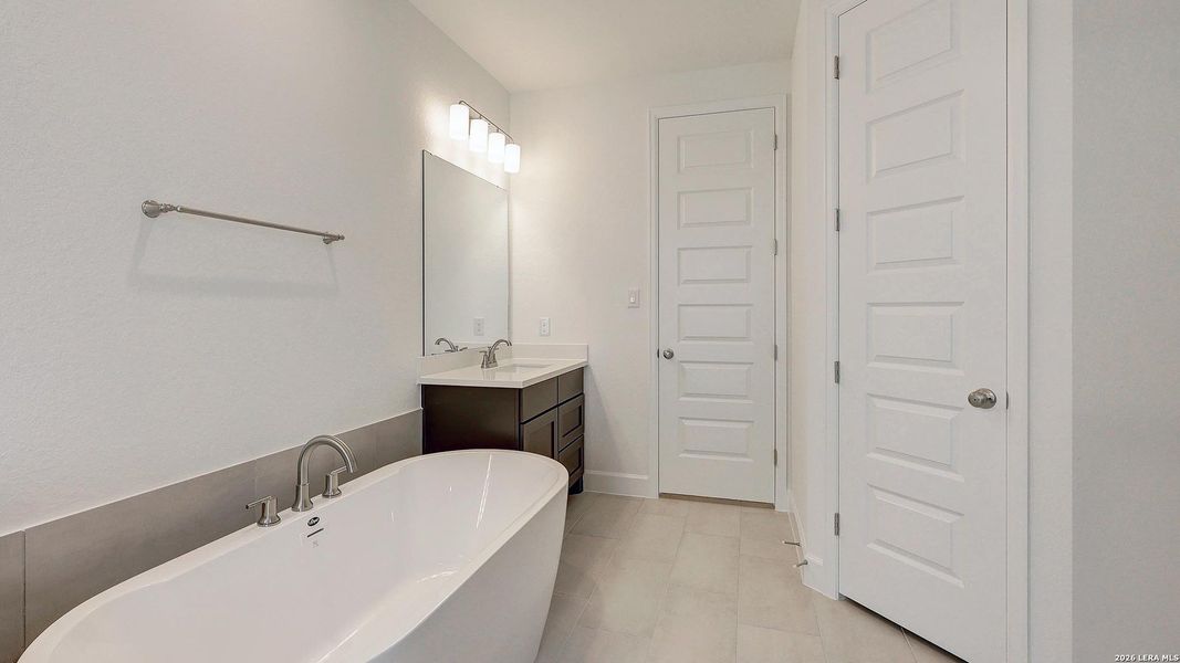 Furnished interior view inside a new home in Ladera, San Antonio (Image 12).