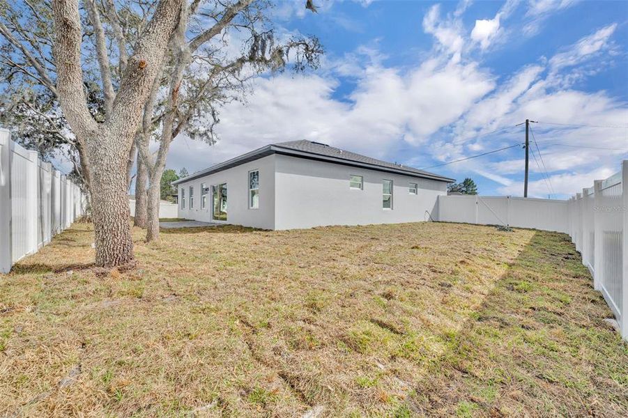 Exterior details and patio area of a home in , Poinciana (Image 26).