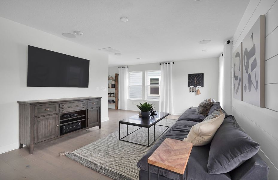 Mystique Grand | Upstairs Loft Mystique Grand | Upstairs Loft