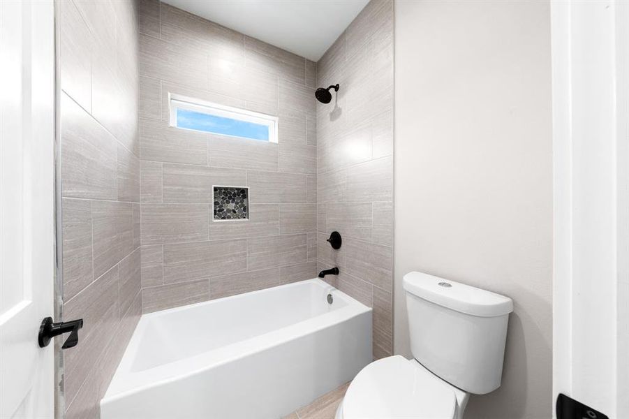 Furnished interior view inside a new home in , Saltillo (Image 8).