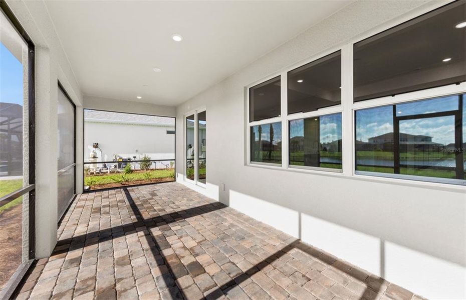 Exterior details and patio area of a home in SeaFlower, Bradenton (Image 3).