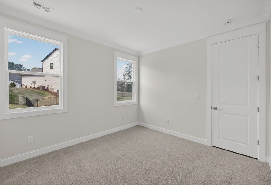 Guest Bedroom - 16 of 17