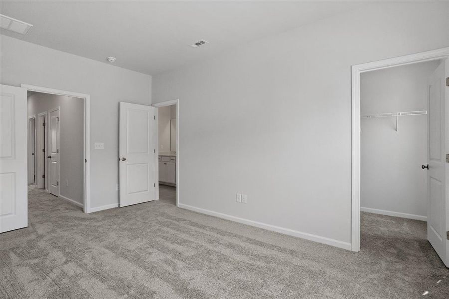 Spacious, unfurnished interior of a new home in Renaissance at White Oak, Garner (Image 16).