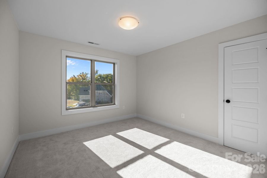 Spacious, unfurnished interior of a new home in , Monroe (Image 39).