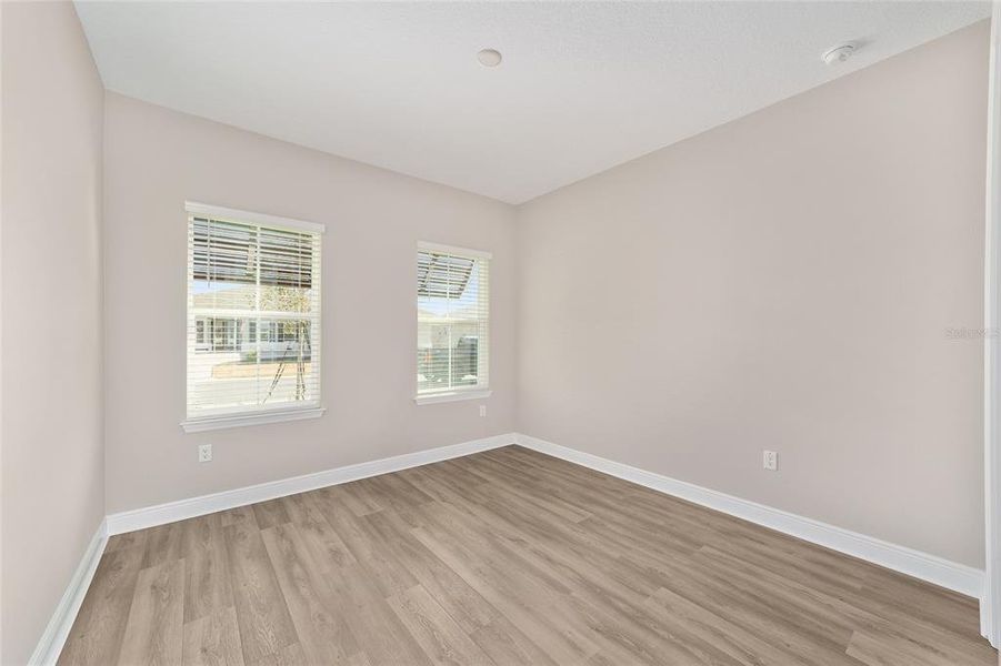 Spacious, unfurnished interior of a new home in , Ocala (Image 37).