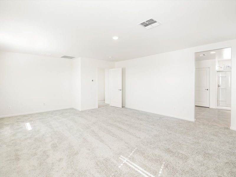Spacious, unfurnished interior of a new home in Rincon Crest at Rocking K, Tucson (Image 10). Spacious, unfurnished interior of a new home in Rincon Crest at Rocking K, Tucson (Image 10).