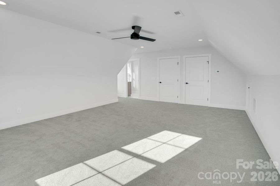 Spacious, unfurnished interior of a new home in , Lincolnton (Image 26).