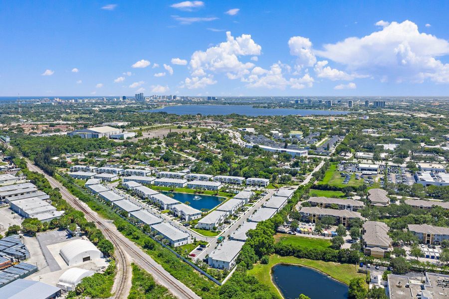 Image 46 of a home in Enclave at Mangonia Park.