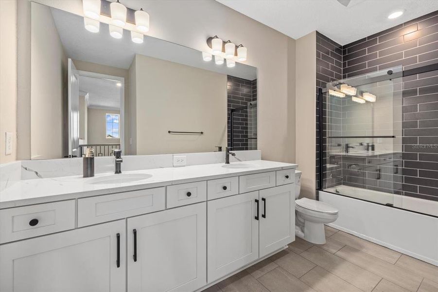 Furnished interior view inside a new home in , Lakewood Ranch (Image 42).