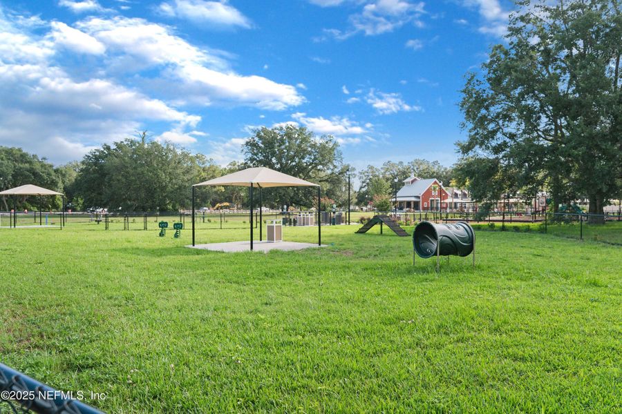 Community amenities in , Green Cove Springs (Image 35).