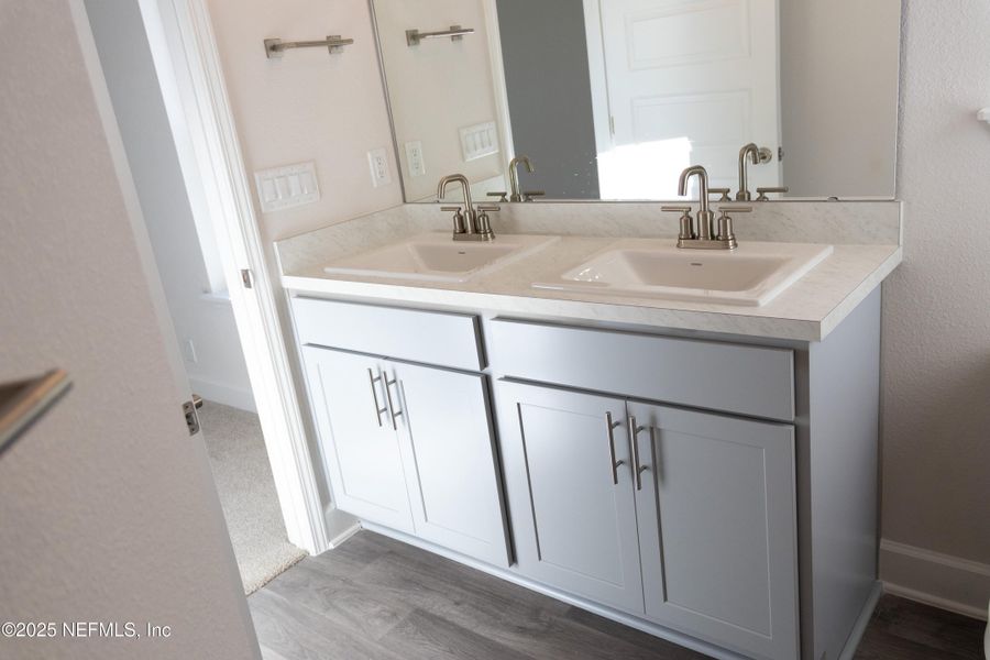 Furnished interior view inside a new home in Summerglen, Jacksonville (Image 6).