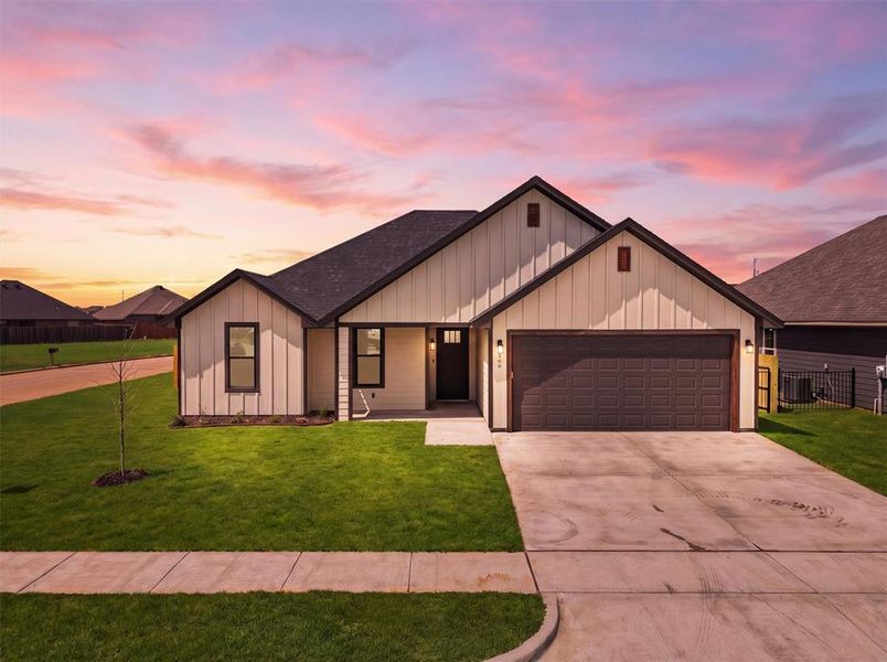 Front exterior of a new home in , Tolar, TX, highlighting curb appeal (Image 1). Front exterior of a new home in , Tolar, TX, highlighting curb appeal (Image 1).