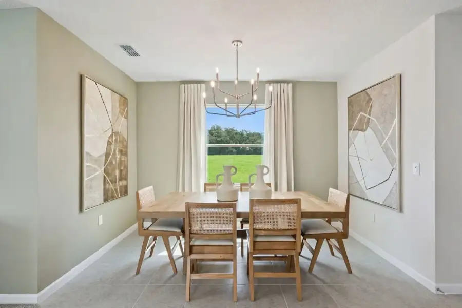 Dining Dining