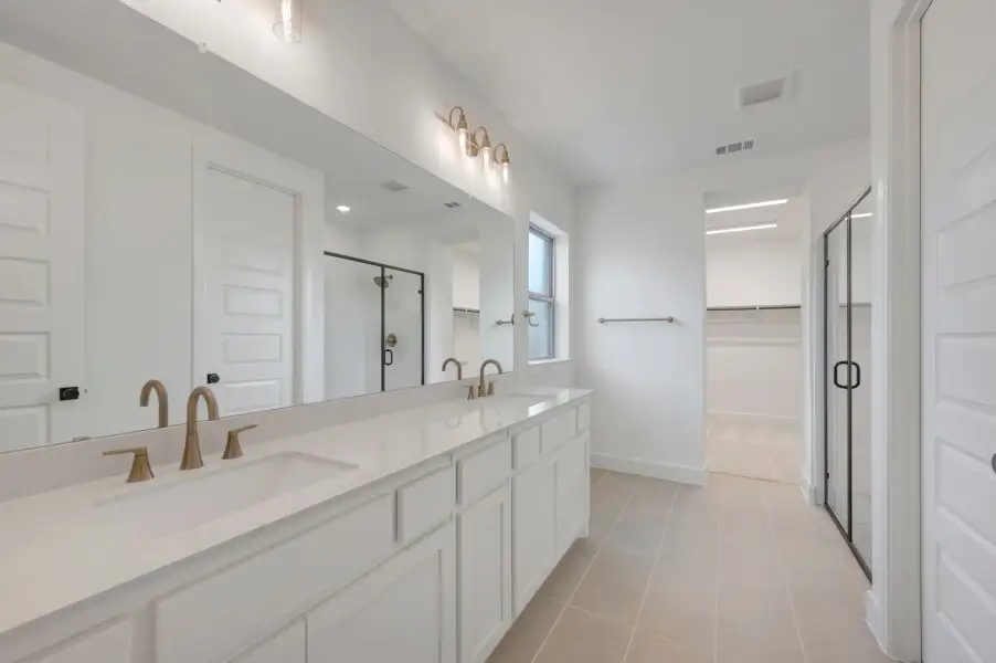 Owner's Bath Owner's Bath