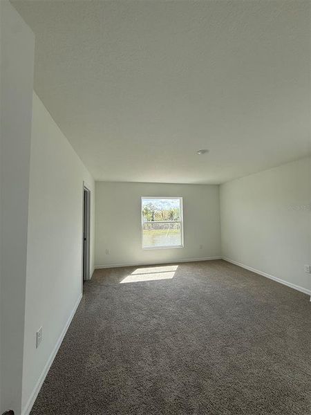 Spacious, unfurnished interior of a new home in Broadleaf, Parrish (Image 9).