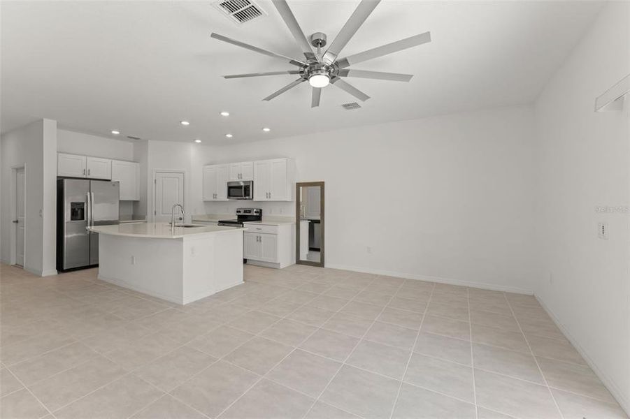 Spacious, unfurnished interior of a new home in , Kissimmee (Image 27). Spacious, unfurnished interior of a new home in , Kissimmee (Image 27).