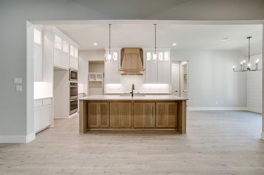 Furnished interior view inside a new home in Escondido Ranches, Poolville (Image 10). Furnished interior view inside a new home in Escondido Ranches, Poolville (Image 10).
