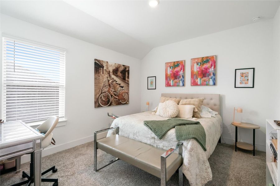 Furnished interior view inside a new home in Fosters Ridge 60's, Conroe (Image 38). Furnished interior view inside a new home in Fosters Ridge 60's, Conroe (Image 38).