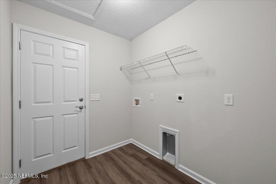 Image 34 of a home in .